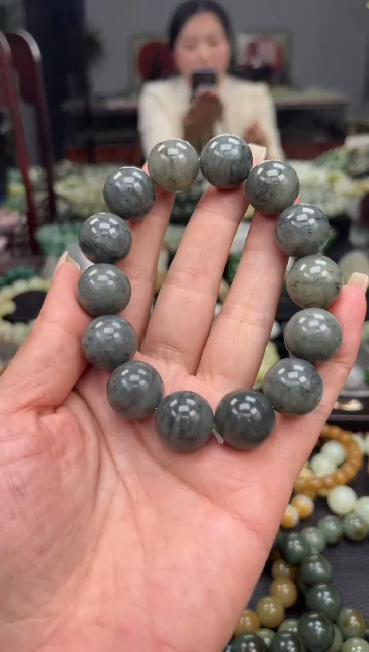 【闪购商品】和田玉手串未镶嵌点墨青花卡16