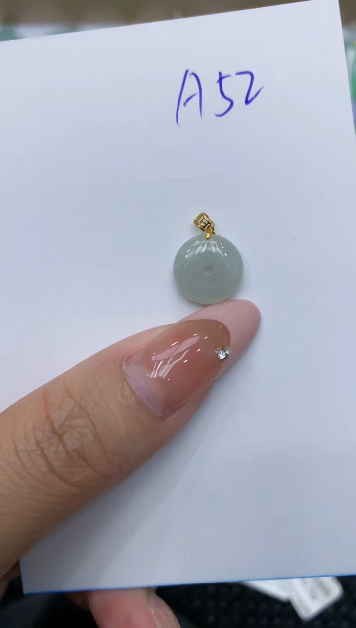 【闪购商品】翡翠颈饰18K金镶嵌111111111