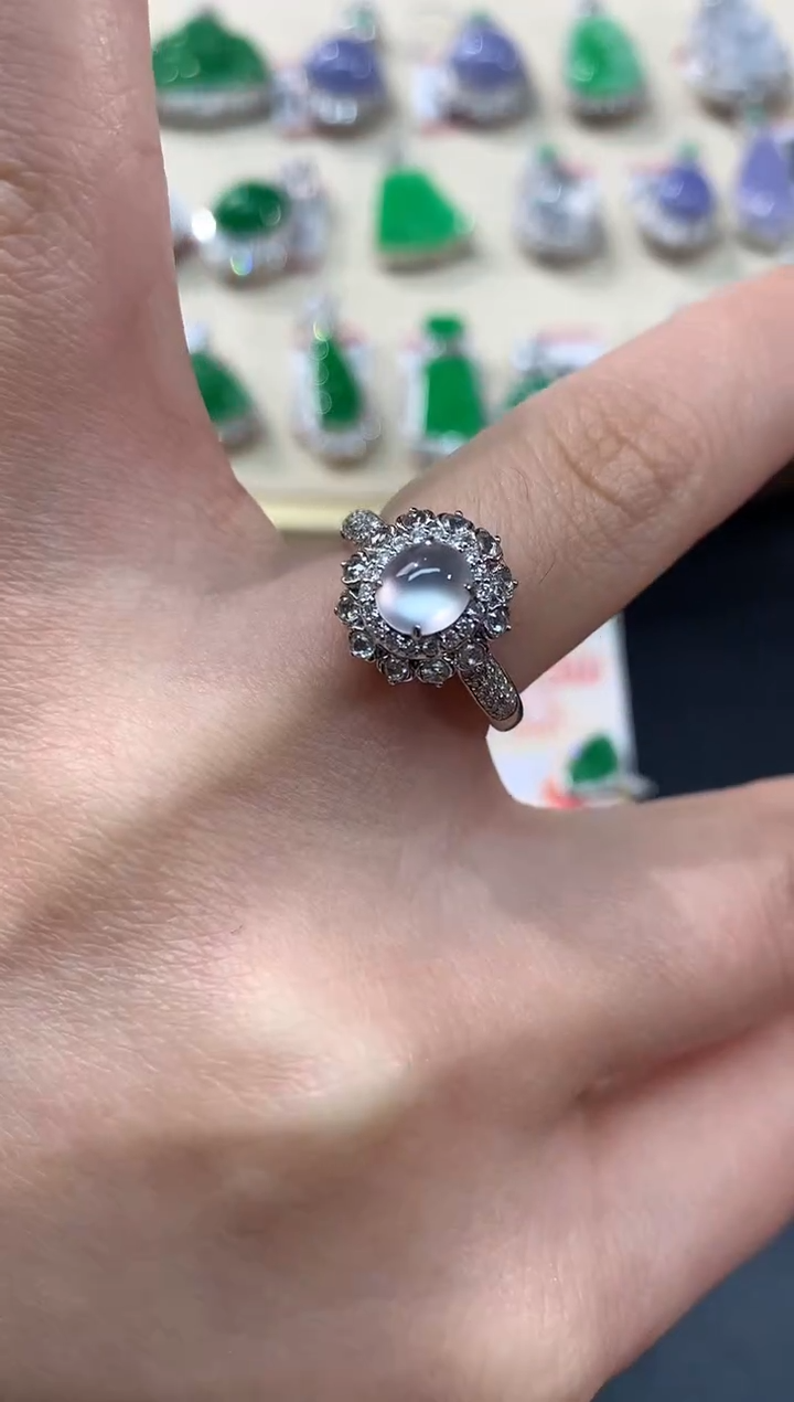 【闪购商品】翡翠戒指18K金镶嵌A105|9800