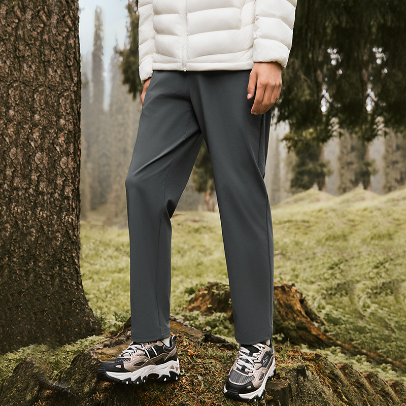 Skechers斯凯奇山系户外运动裤男2025年新款防泼水显瘦直筒休闲裤