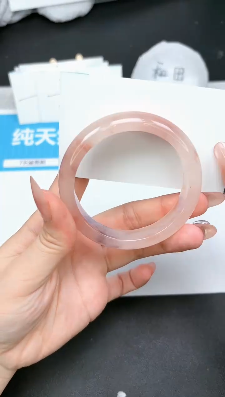 【闪购商品】石英质玉手镯未镶嵌100-56