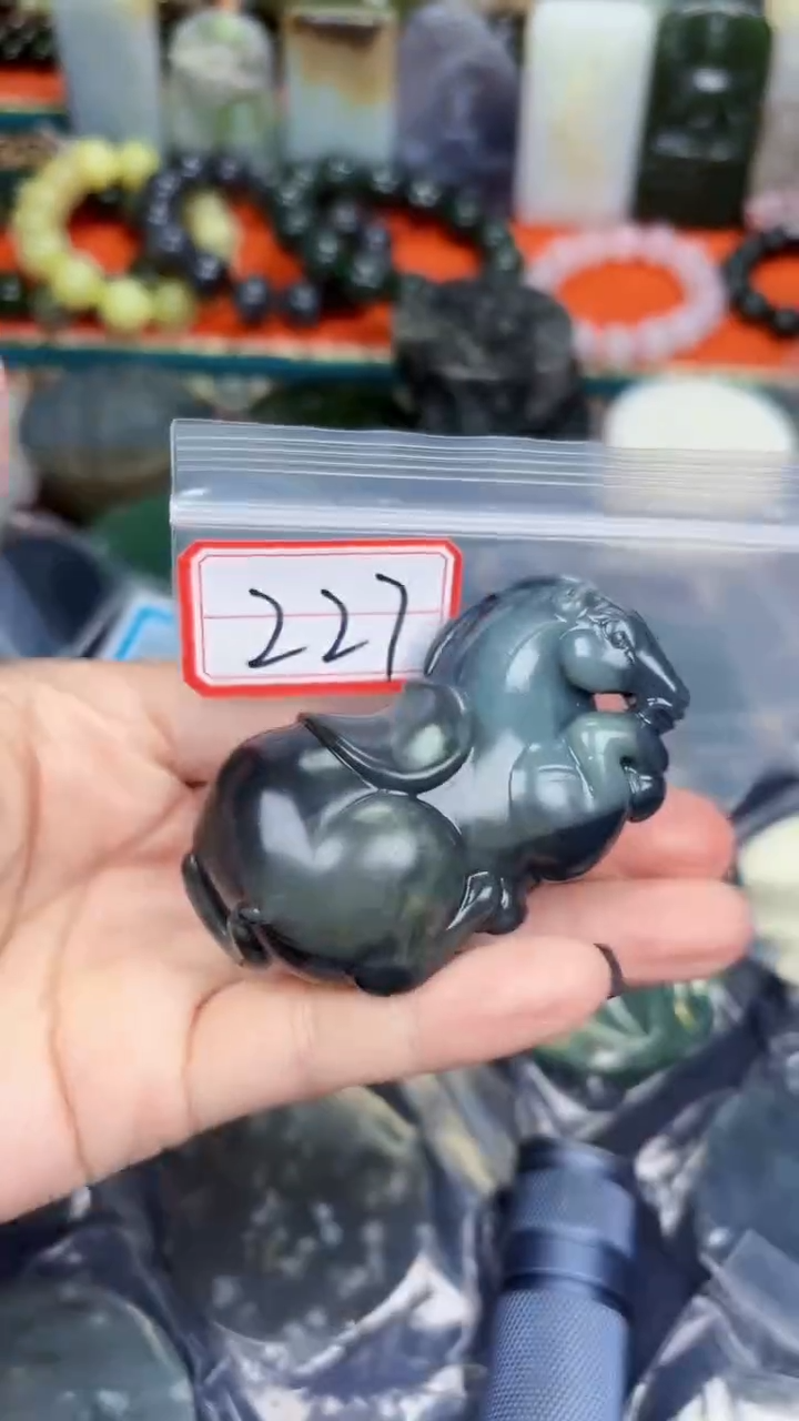 颈饰未镶嵌和田玉和田玉