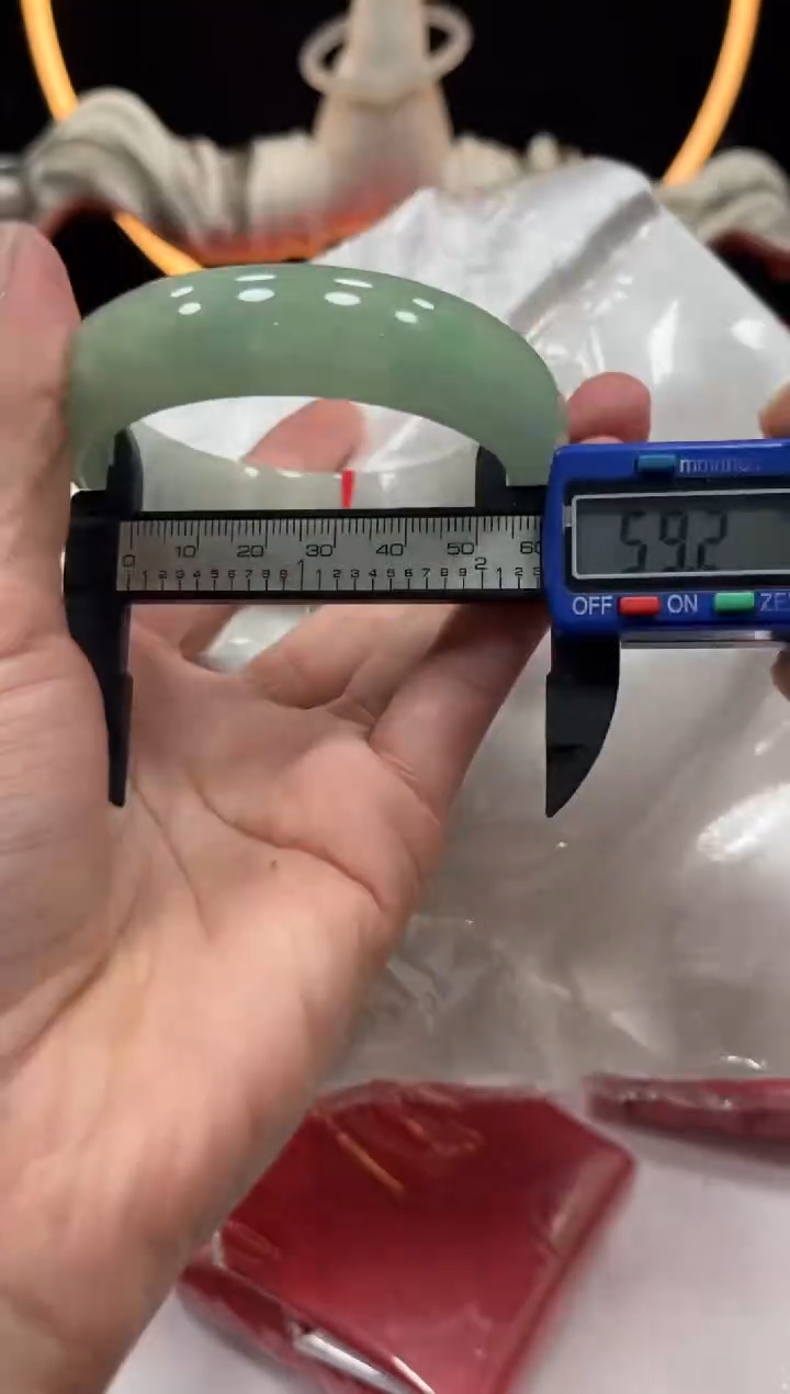 非金属无花花145号手镯59.2圈口