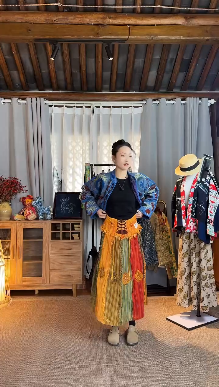 【闪购商品】设计师款刺绣裙子