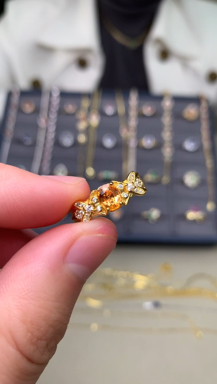 银S925镶嵌戒指石榴石（芬达石）戒指