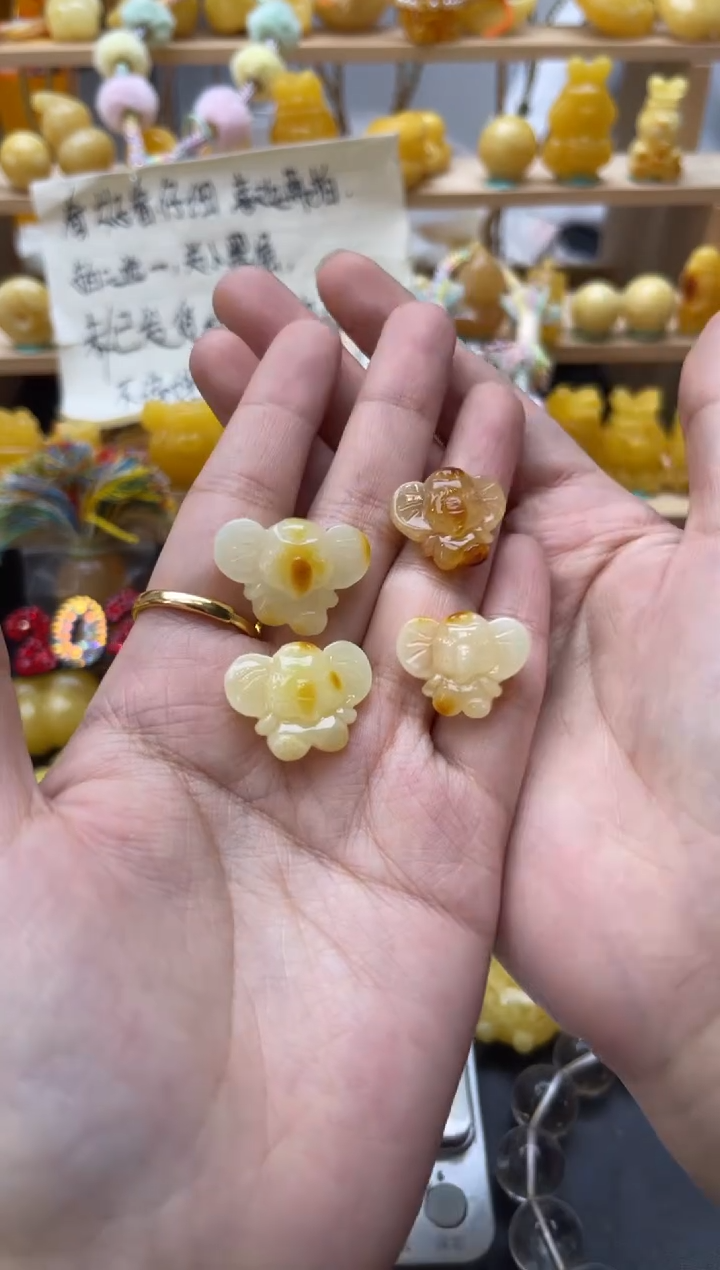 琥珀未镶嵌珠宝奇石059琥珀蜜蜡微瑕多样性随机发其一