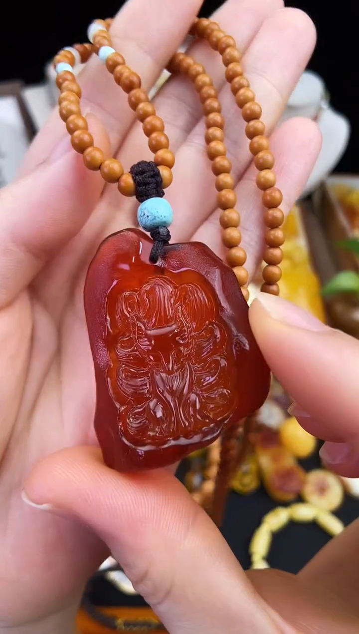 琥珀未镶嵌珠宝奇石柒月