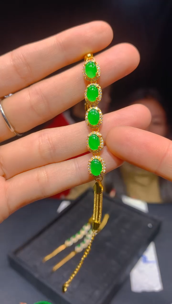 【闪购商品】定制翡翠未镶嵌58多样性发货（发其一）