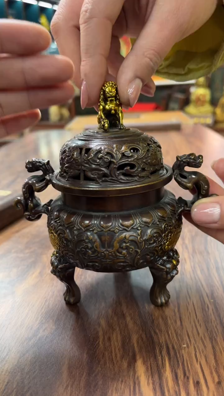 吊坠老三的唐卡tk16