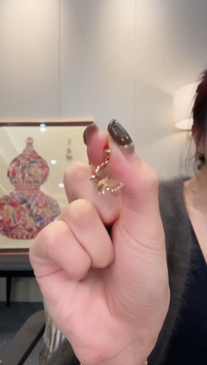 吊坠(不含链)18K金18K金蝴蝶吊坠不含链