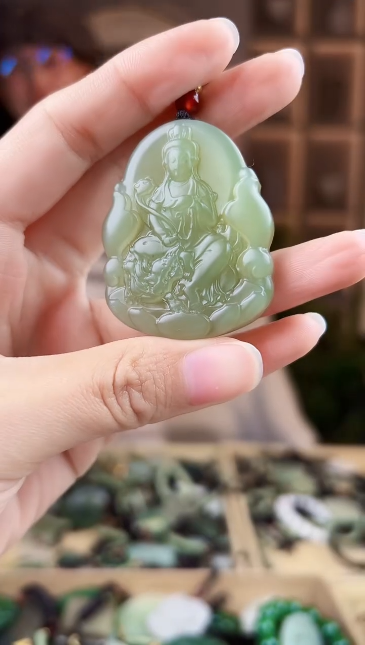 颈饰未镶嵌和田玉拍一发一，多样性发货