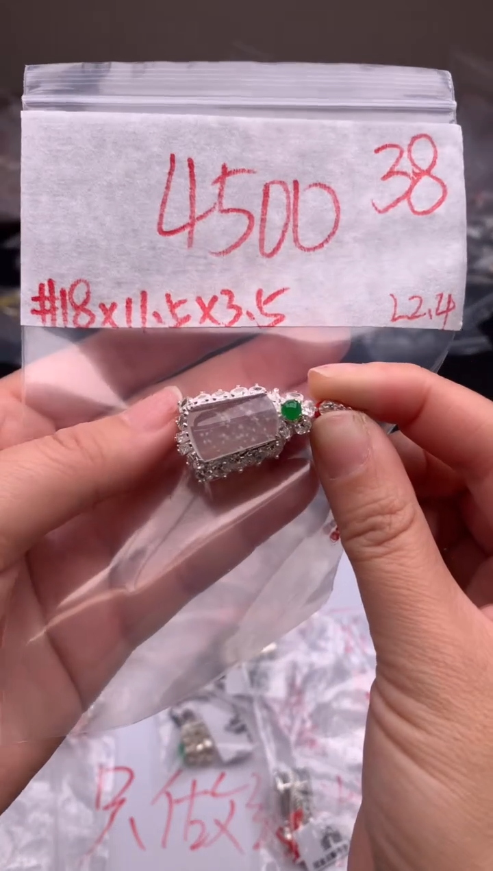 【闪购商品】定制翡翠未镶嵌毛货需精细抛光拍一发一