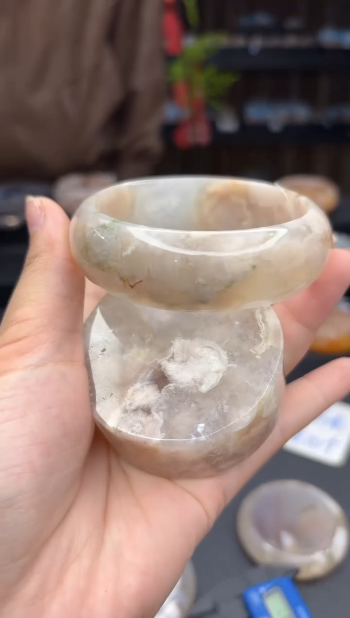 【闪购商品】石英质玉手镯未镶嵌1039（62圈赠送镯心）