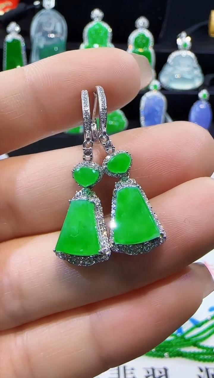 【闪购商品】翡翠耳饰18K金镶嵌耳包