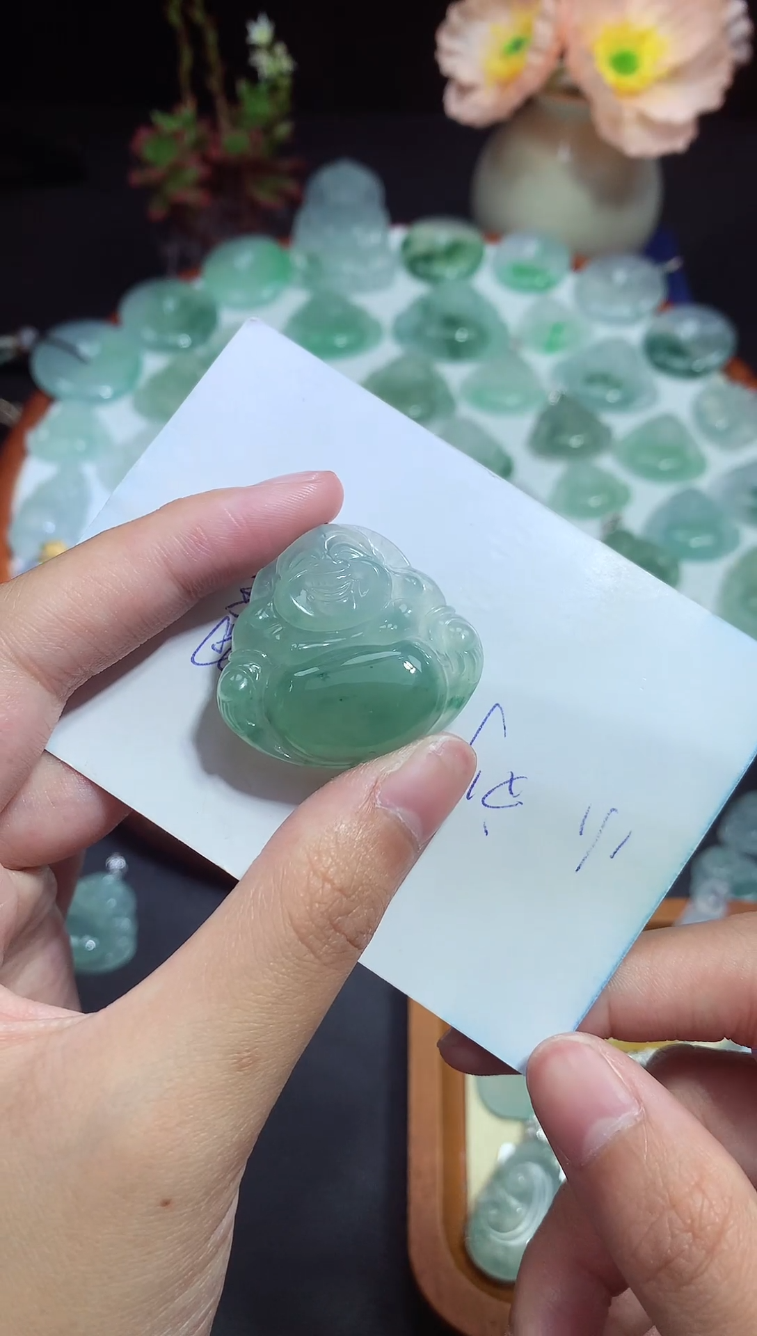 翡翠未镶嵌颈饰佛公