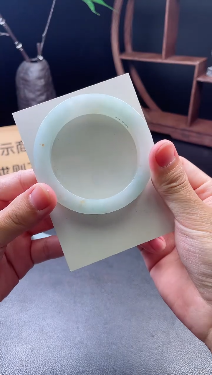 翡翠手镯未镶嵌用****8定制