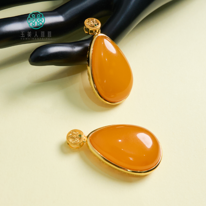 菲菲珠宝好@S925蜜蜡水滴吊坠约40*22mm-多样性发一配链