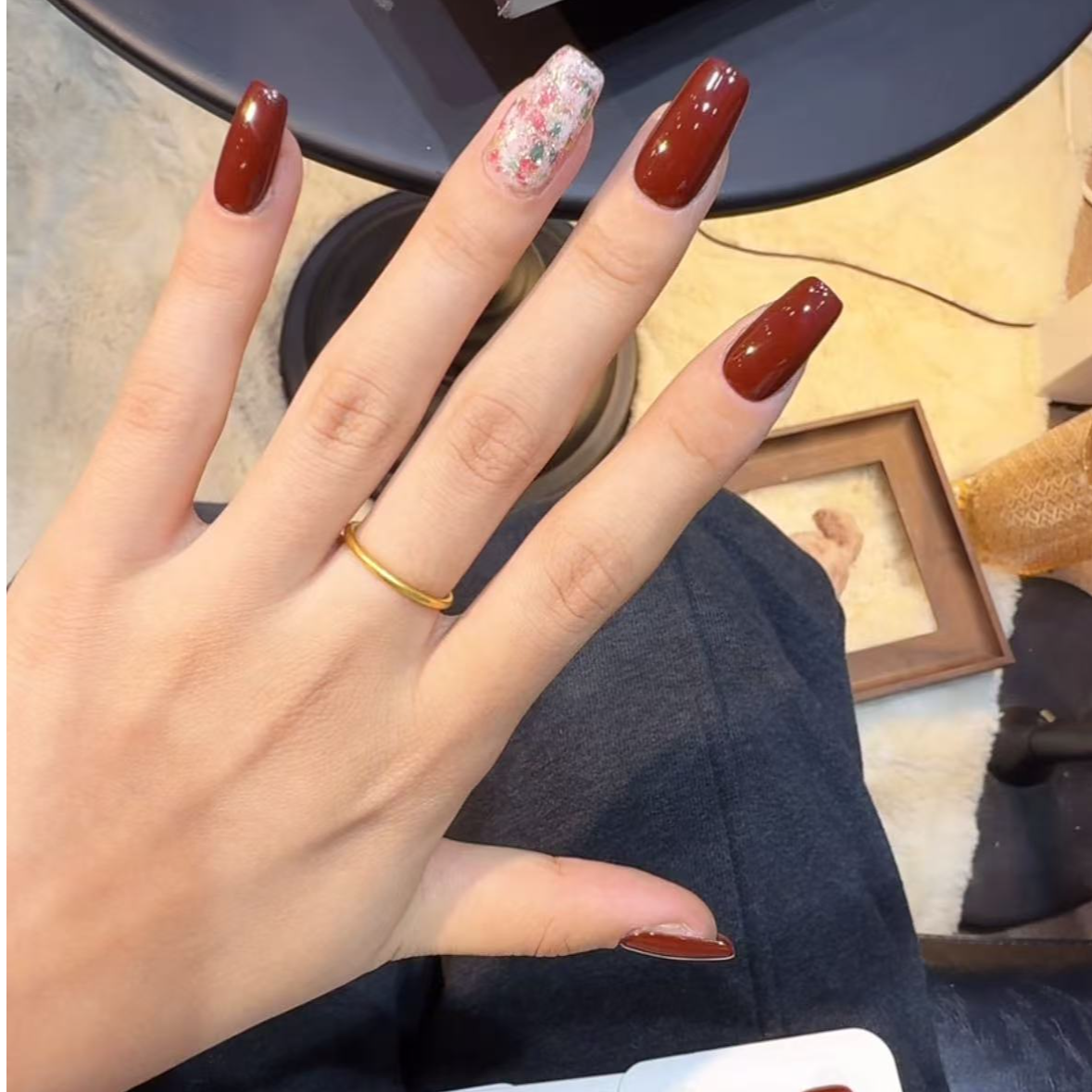 【油画】秋冬新款高级感显白棕色猫眼玻璃珠短款穿戴甲贴片经典气质