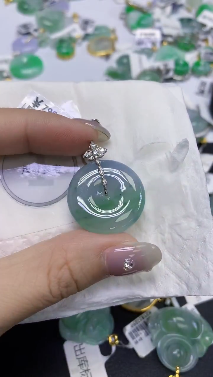 颈饰18K金镶嵌翡翠焱**姐天然缅甸翡翠A货百元以上9元证书费自理