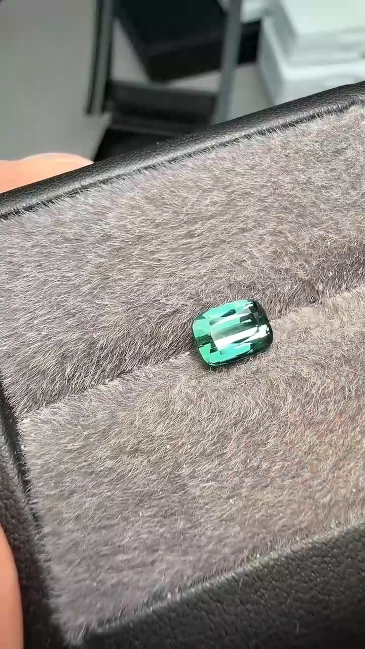 【闪购商品】碧玺拉贡未镶嵌1.2ct-A220-1p