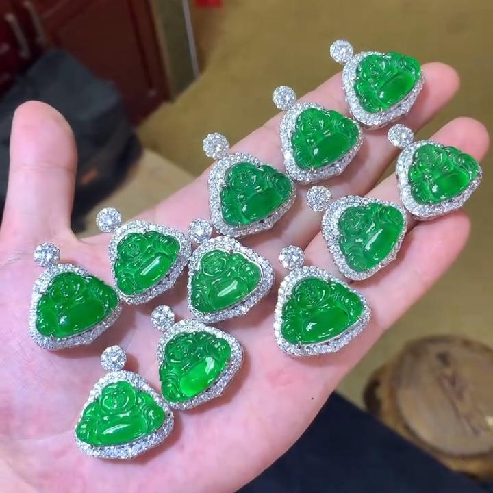 关漂亮【逍遥严选】天然A货翡翠佛公吊坠*MM/0005/多样性发/1件