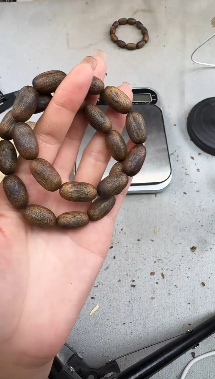 沉香手串1117张勺子枣珠沉水单圈多样性发一