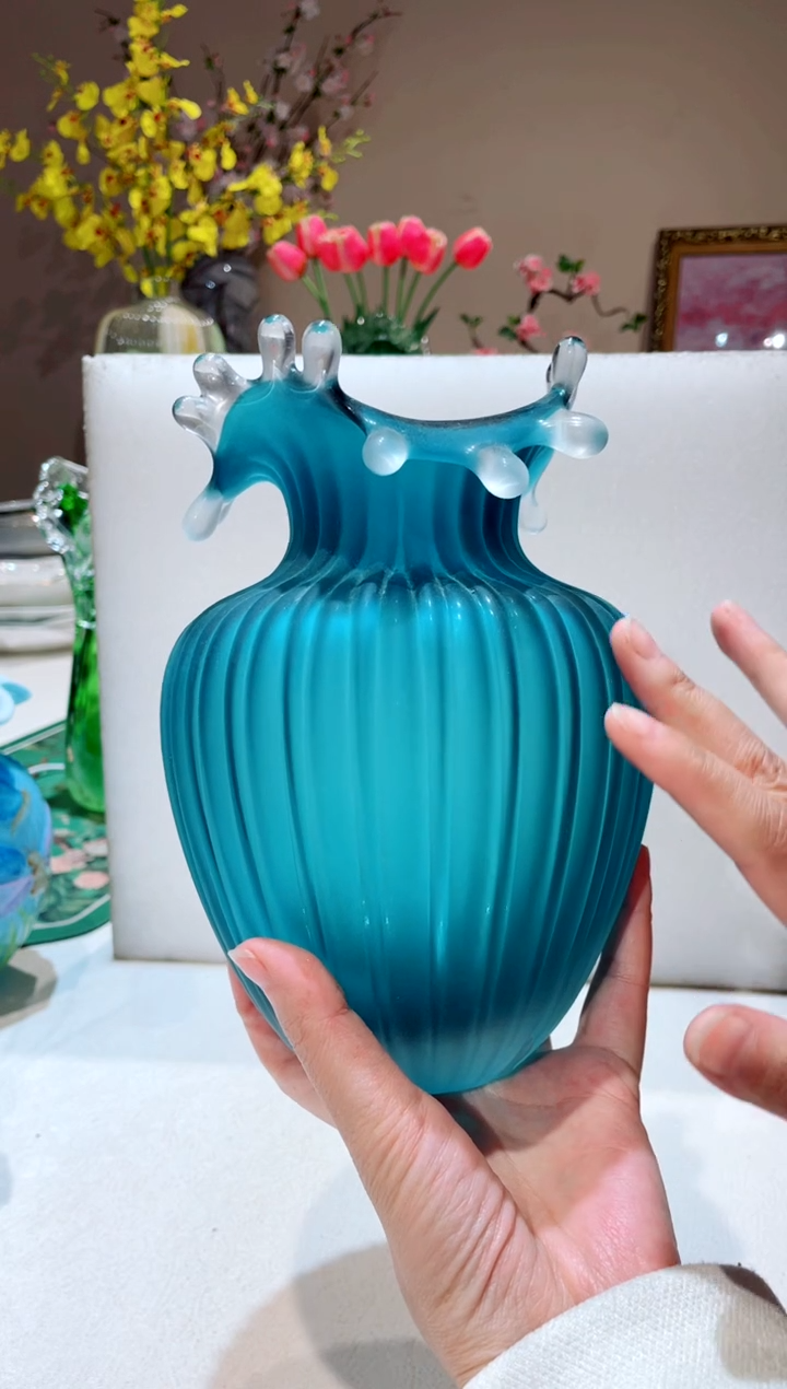 【闪购商品】琉璃手工艺品小号蓝色水滴花瓶