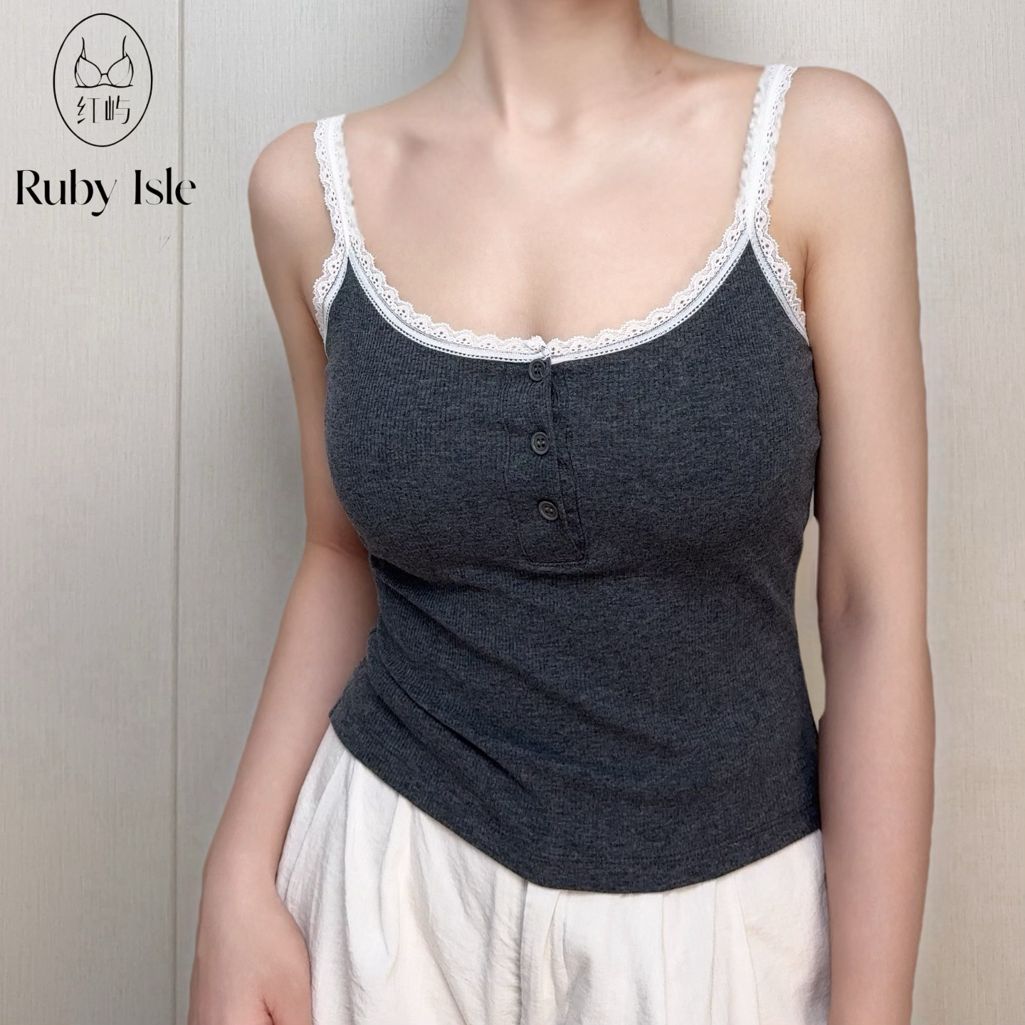 红屿性感甜美吊带一体立体罩杯女高弹棉质背心小众法式内衣