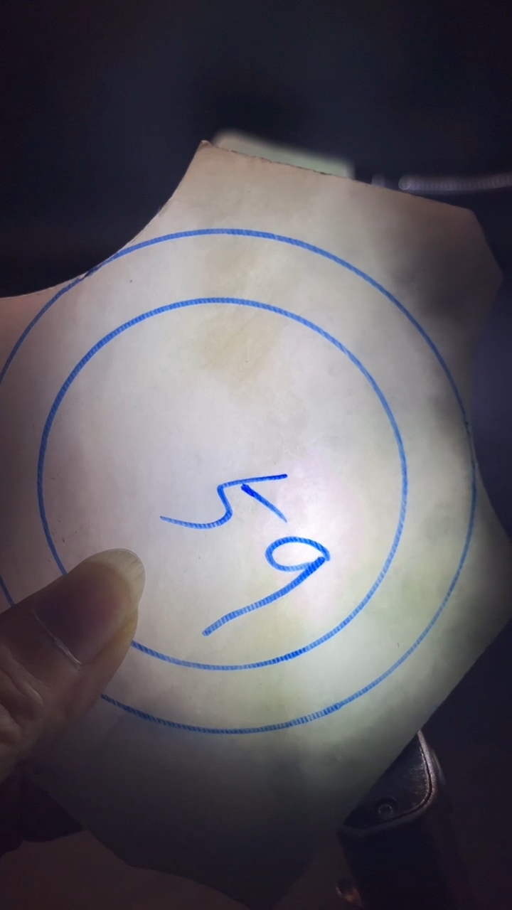 未镶嵌手镯定制翡翠彼*翡翠