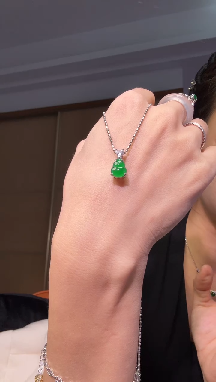 吊坠(不含链)银S925镶嵌翡翠天然翡翠吊坠