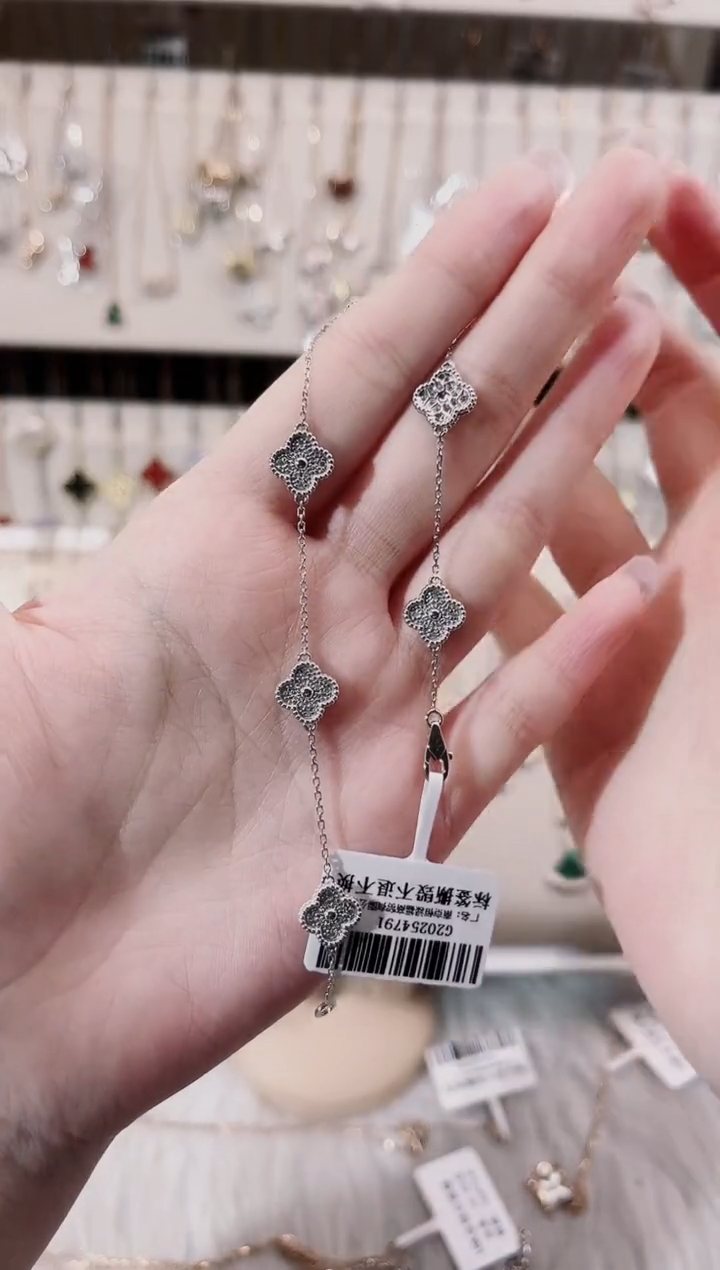 【闪购商品】钻石手链18K金镶嵌18K金镶嵌钻石 K白 