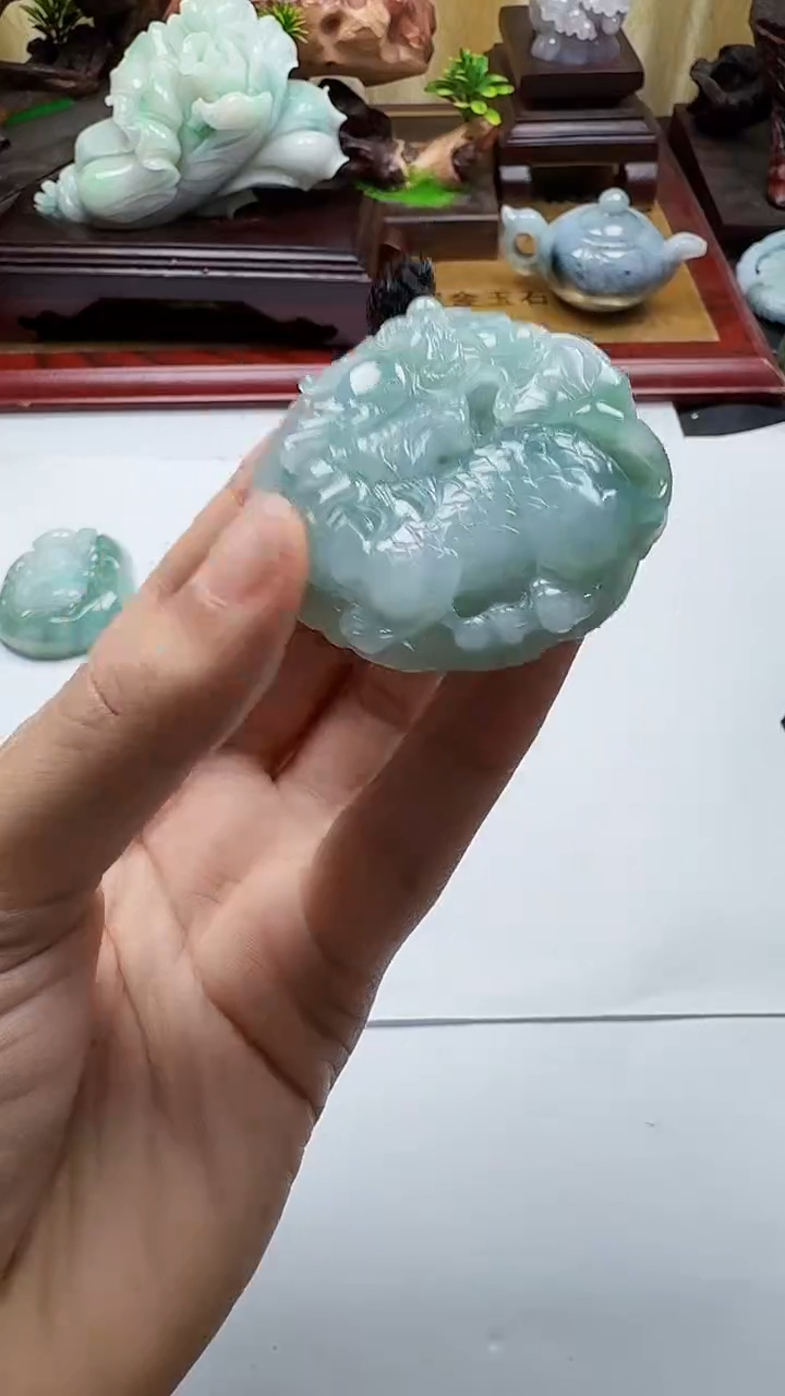 吊坠(不含链)未镶嵌翡翠1