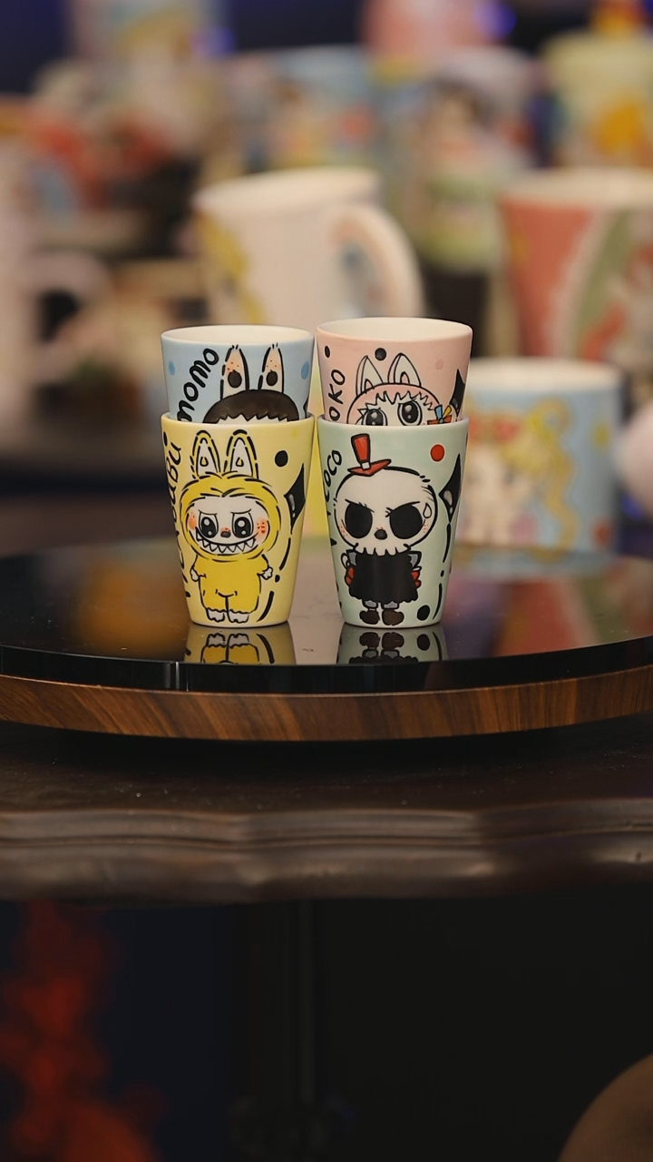 【闪购商品】摆件景德镇釉下彩绘设计师款式陶瓷