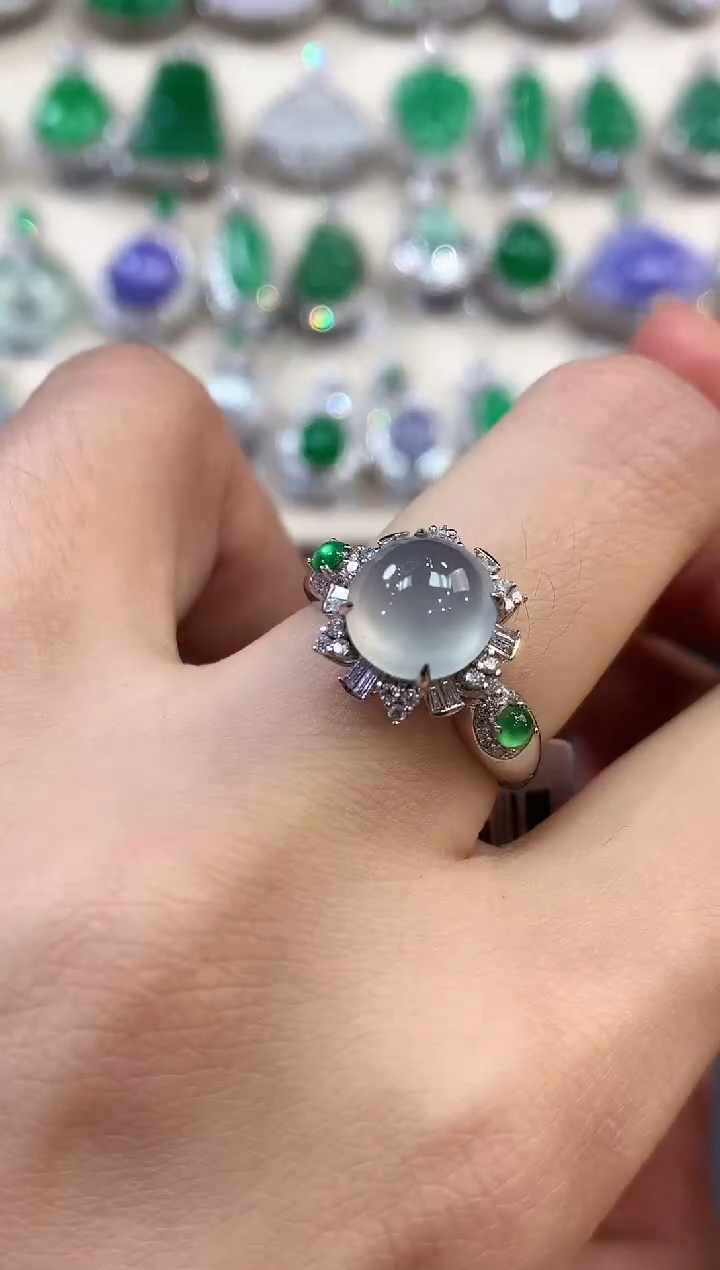 【闪购商品】翡翠戒指18K金镶嵌 C54      