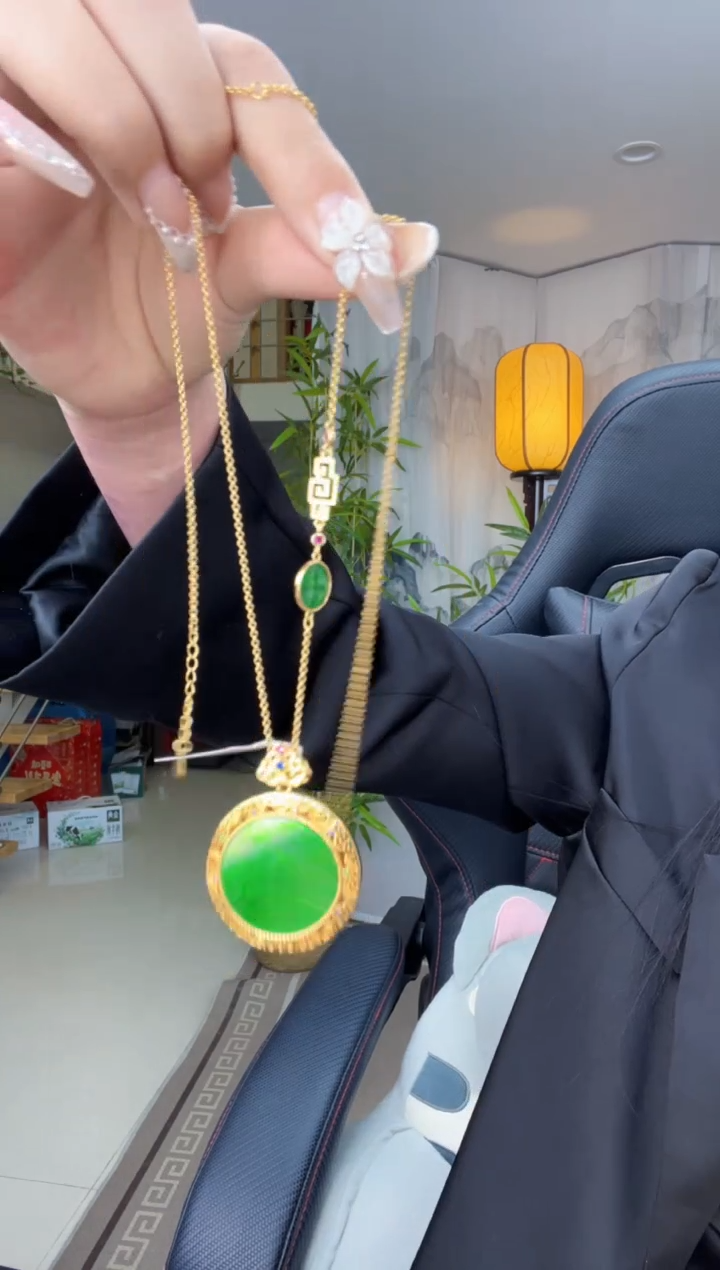 【闪购商品】翡翠吊坠(赠链)银S925镀金镶嵌天然缅甸翡翠A货吊坠