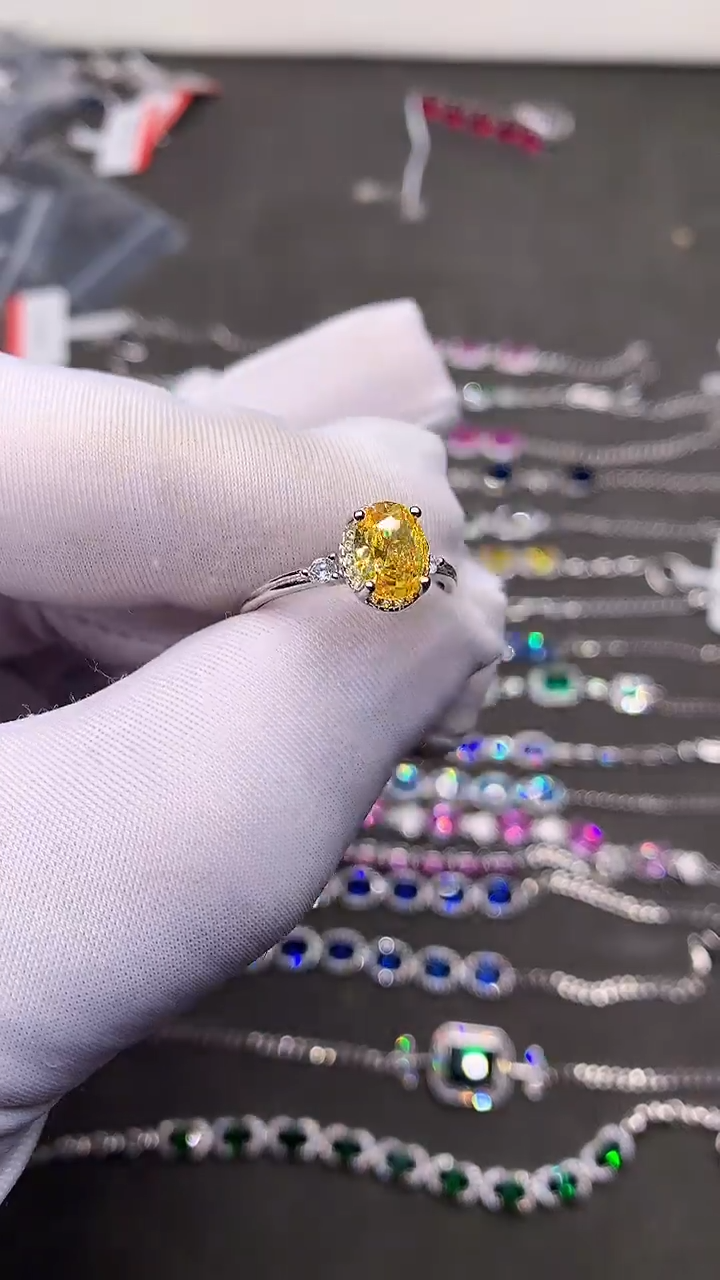 【闪购商品】彩色蓝宝石戒指银S925镶嵌........