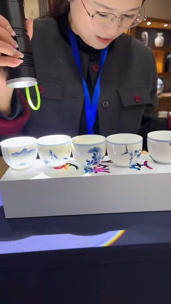 【闪购商品】罐信任链接，景德镇高温陶瓷。111