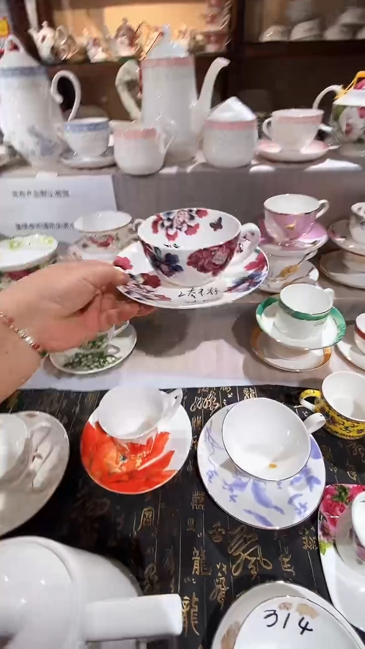 碗闪购商品  库存产品默认微瑕介意慎拍