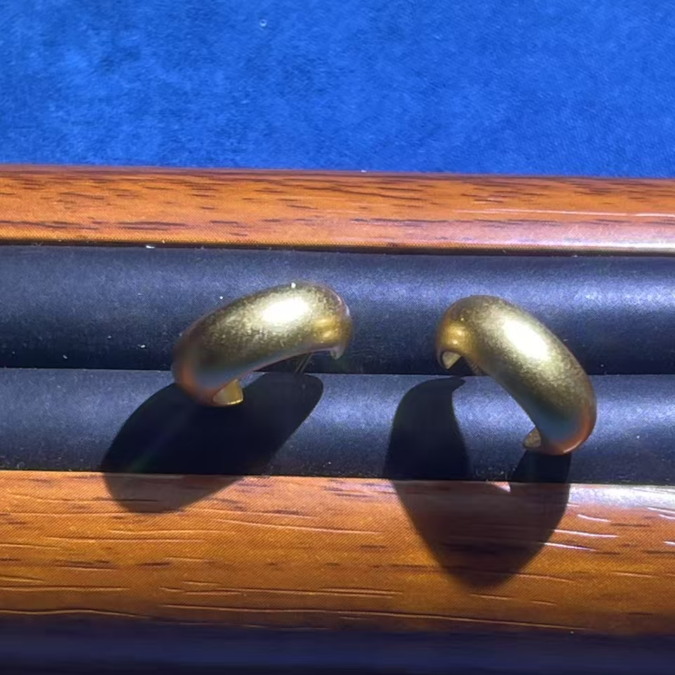 s9684黄色磨砂耳钉多样性发货