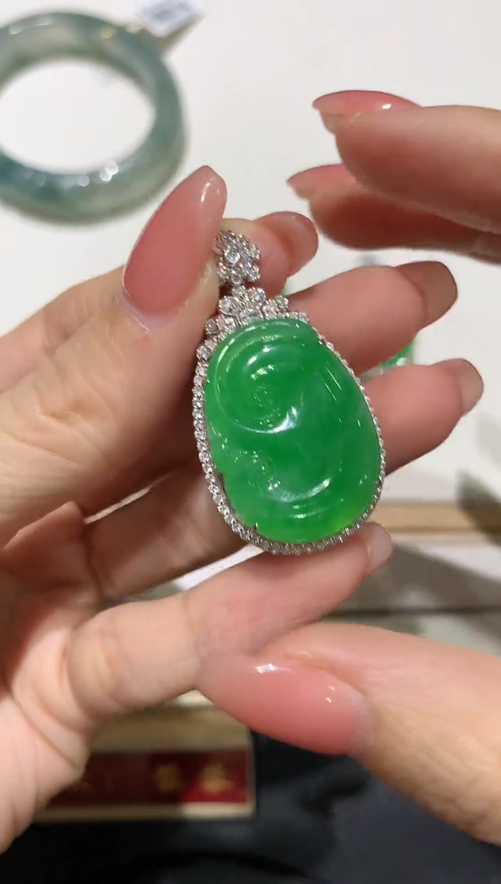 【闪购商品】翡翠吊坠(不含链)18K金镶嵌团购11