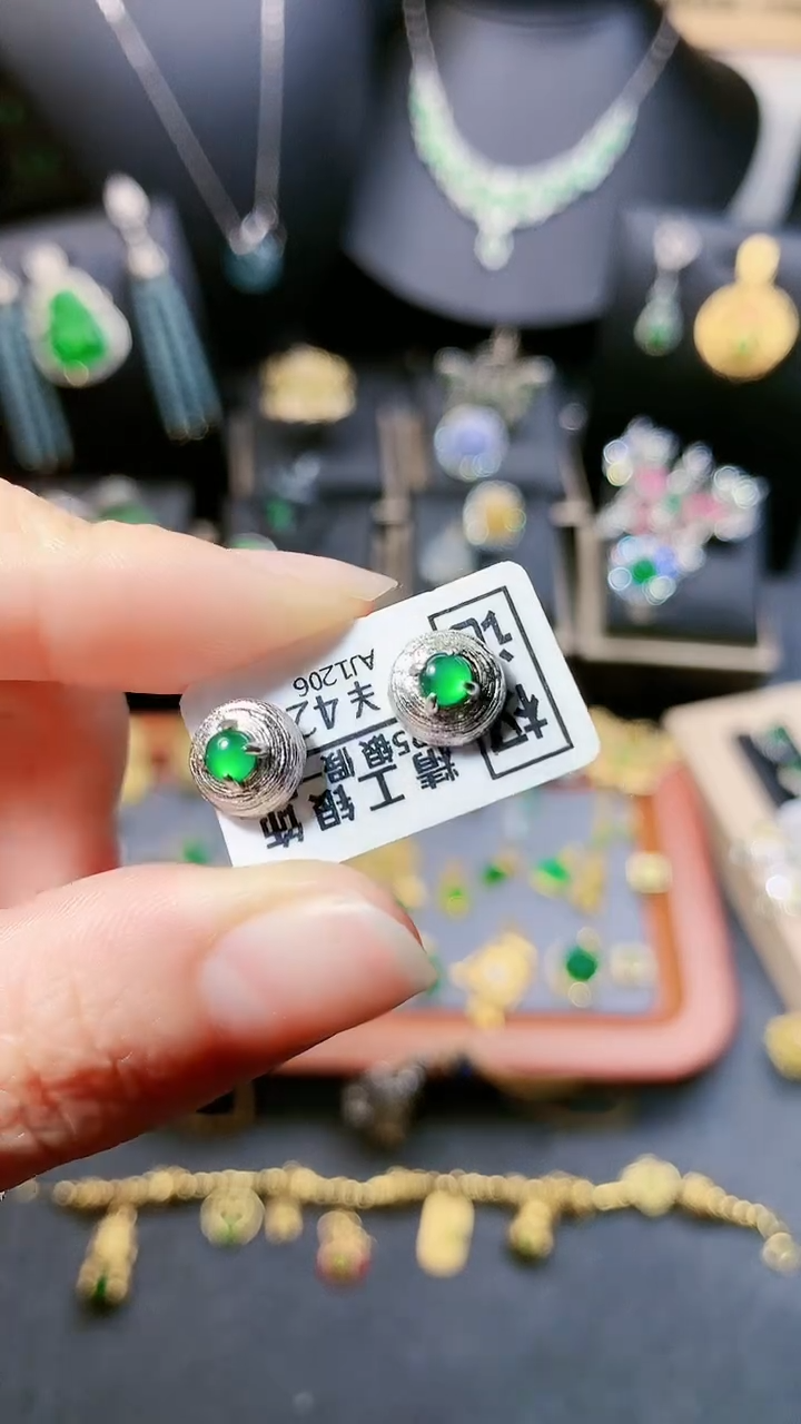 【闪购商品】翡翠耳饰银S925镶嵌耳饰