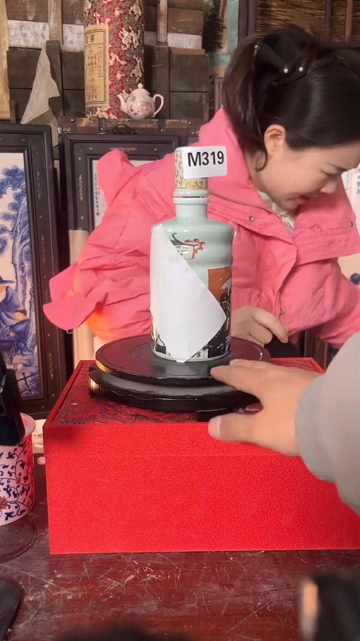 陶景德镇陶瓷摆件M319