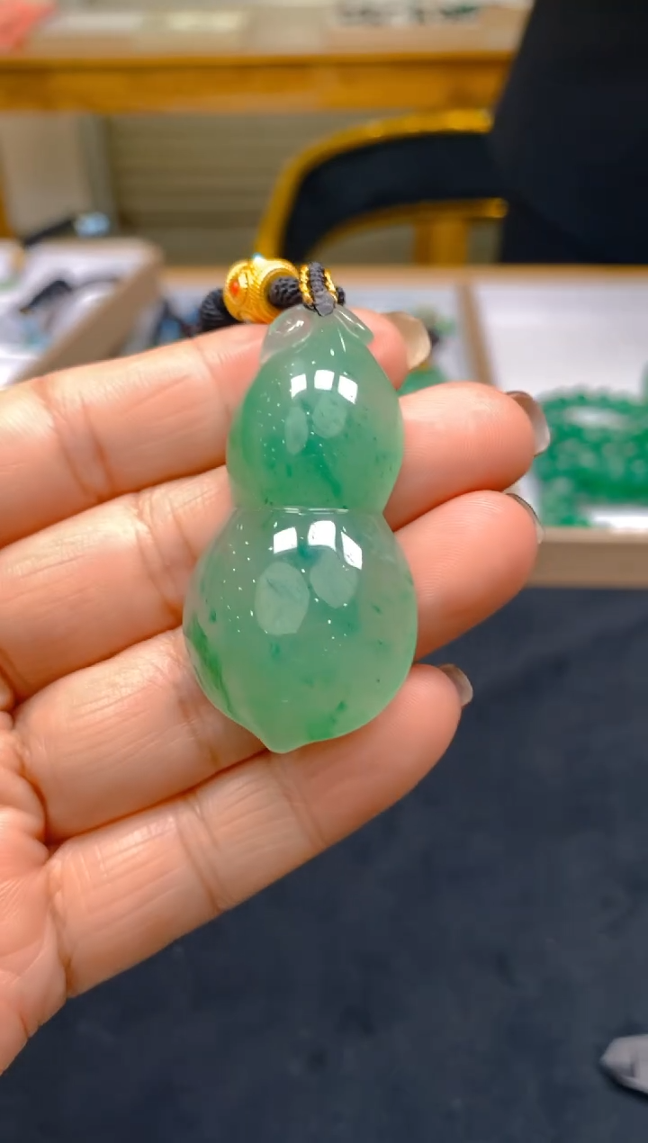 【闪购商品】石英质玉颈饰未镶嵌冰美人非洲翠043