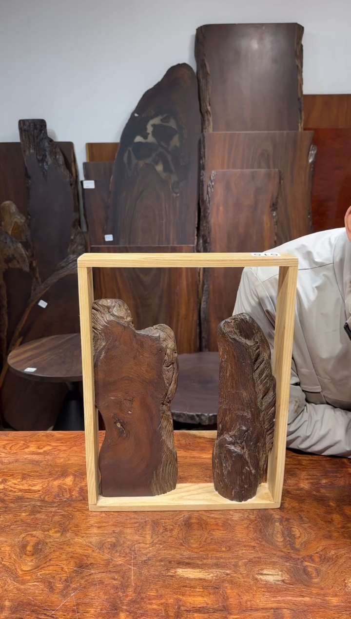风车木（黑檀木）尺寸40*30*5编号515