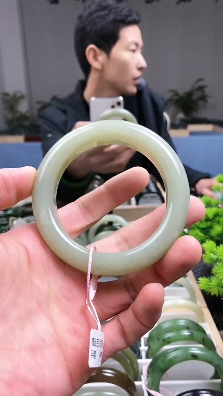 【闪购商品】和田玉手镯未镶嵌59.2