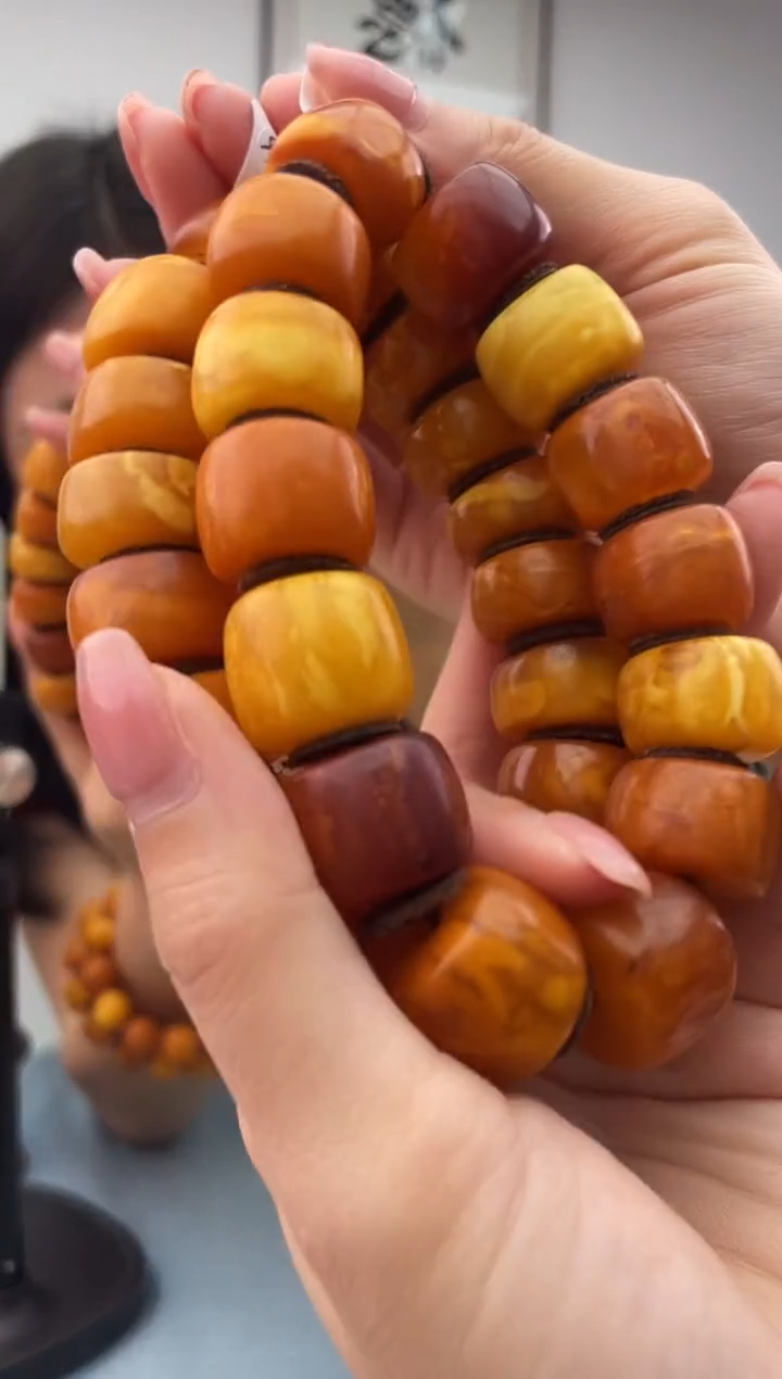 未镶嵌蜜蜡珠宝奇石060微瑕，假一罚十多样性发其一