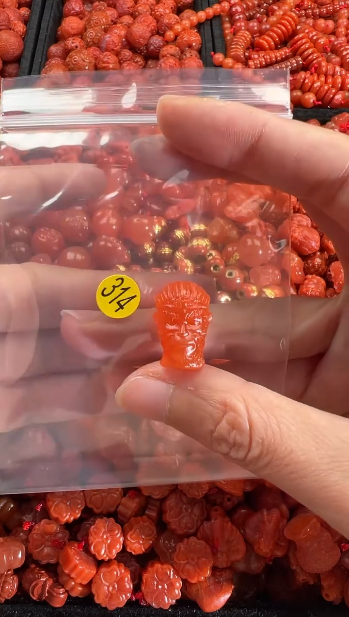 【闪购商品】南红玛瑙颈饰未镶嵌4