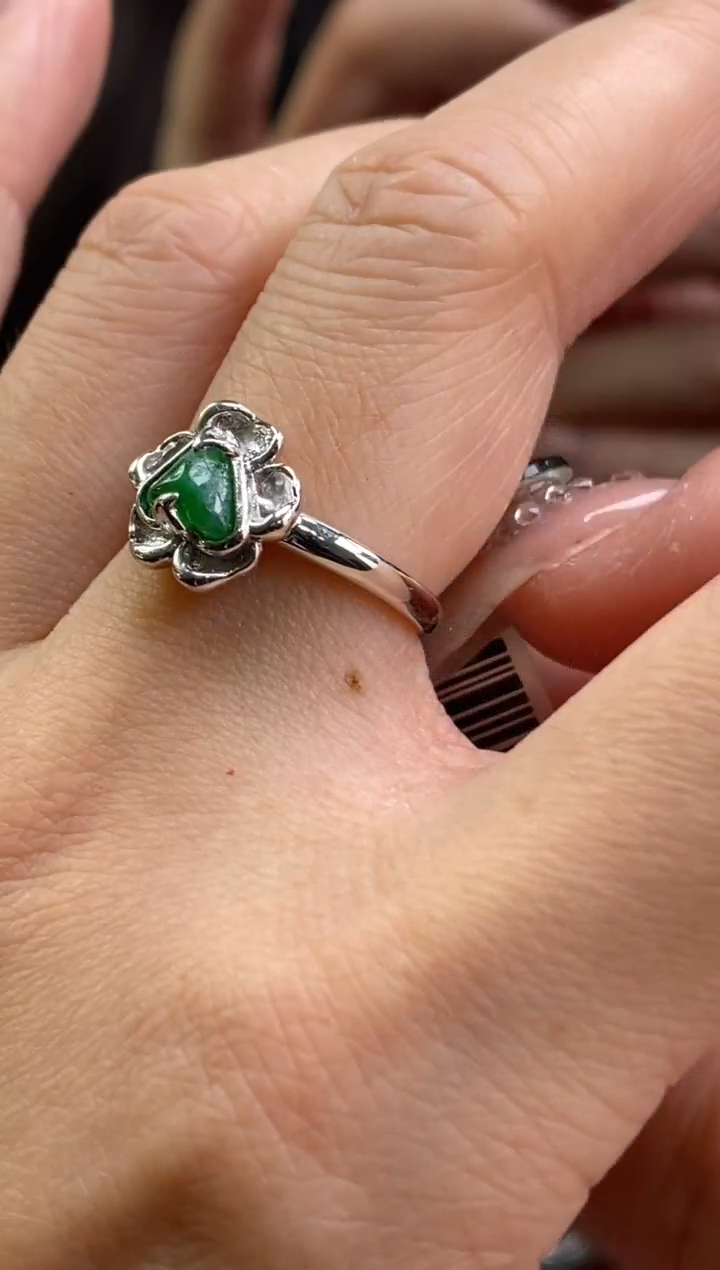 颈饰银S925镶嵌翡翠净货15905