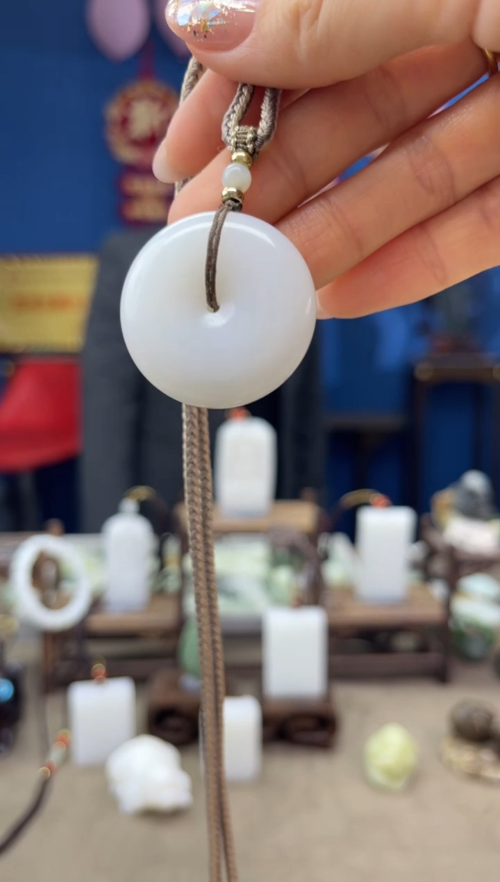 【闪购商品】和田玉颈饰未镶嵌1