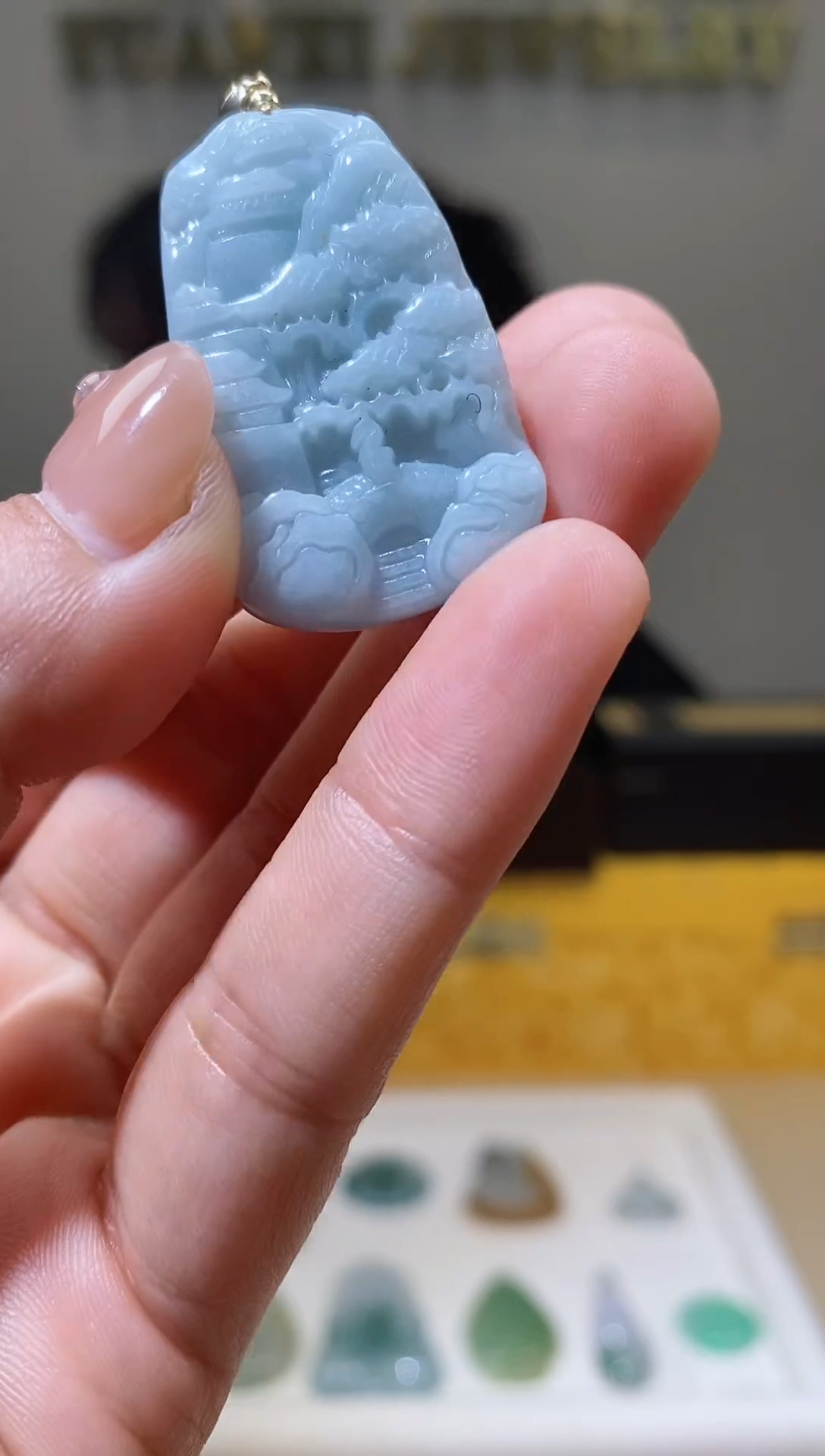 【闪购商品】翡翠颈饰未镶嵌天然A货翡翠